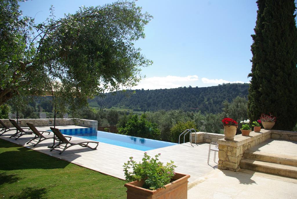 Vigles Villa *